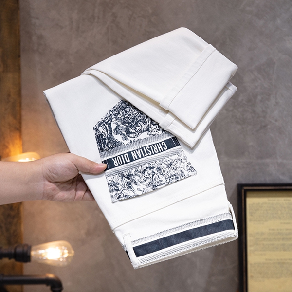 ブランドジーンズ全体デザイン